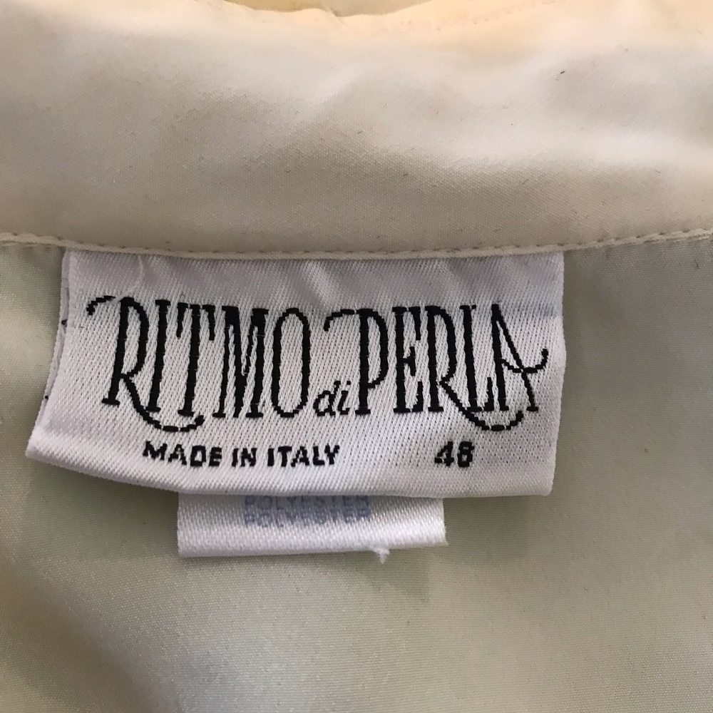 Italian Blouse - Picture 7 of 8